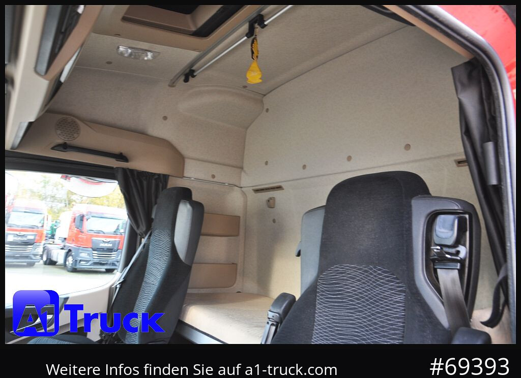 MERCEDES-BENZ Actros 1832, Lowliner, 1 Vorbesitzer - Влекач: снимка 3 MERCEDES-BENZ Actros 1832, Lowliner, 1 Vorbesitzer - Влекач: снимка 3