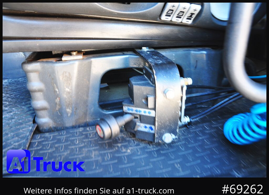 Лизинг на SCANIA R 380 LA 4X2, Euro5, Kipphydraulik, Klima, SCANIA R 380 LA 4X2, Euro5, Kipphydraulik, Klima,: снимка 7 Лизинг на SCANIA R 380 LA 4X2, Euro5, Kipphydraulik, Klima, SCANIA R 380 LA 4X2, Euro5, Kipphydraulik, Klima,: снимка 7