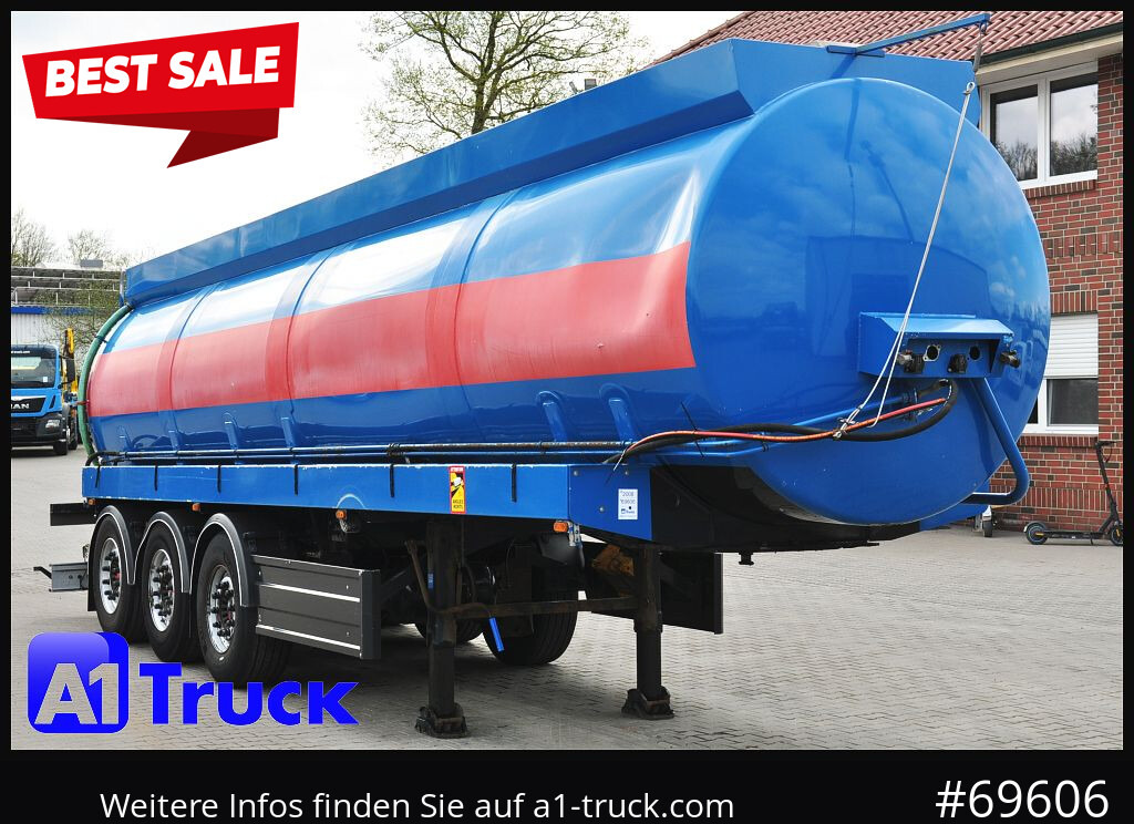 WILLIG 32m³ Pumpe Gülle Sickerwasser - Полуремарке цистерна: снимка 1 WILLIG 32m³ Pumpe Gülle Sickerwasser - Полуремарке цистерна: снимка 1