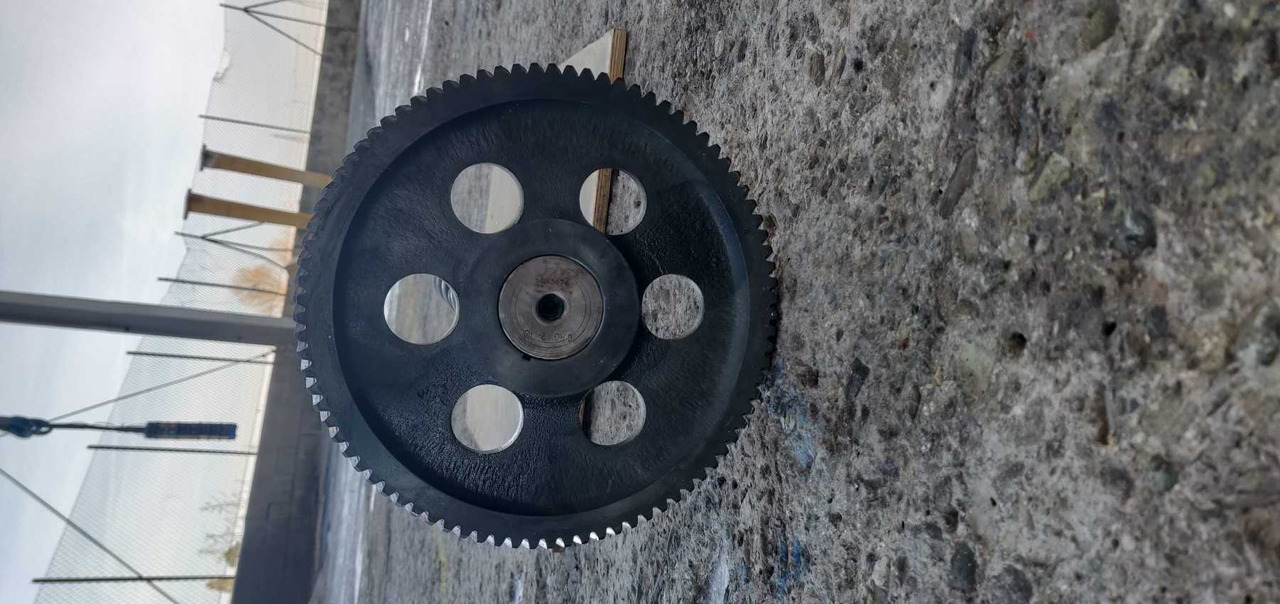 Caterpillar 3408 ALBERO A CAMME CON INGRANAGGI 7N8345 . CONTROLLATO IN RETTIFICA E LUCIDATO - Разпределителен вал за Строителна техника: снимка 2 Caterpillar 3408 ALBERO A CAMME CON INGRANAGGI 7N8345 . CONTROLLATO IN RETTIFICA E LUCIDATO - Разпределителен вал за Строителна техника: снимка 2