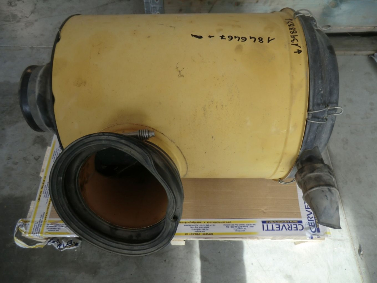 Caterpillar 735 Contenitore del filtro dell aria completo - Въздушен филтър за Строителна техника: снимка 3 Caterpillar 735 Contenitore del filtro dell aria completo - Въздушен филтър за Строителна техника: снимка 3