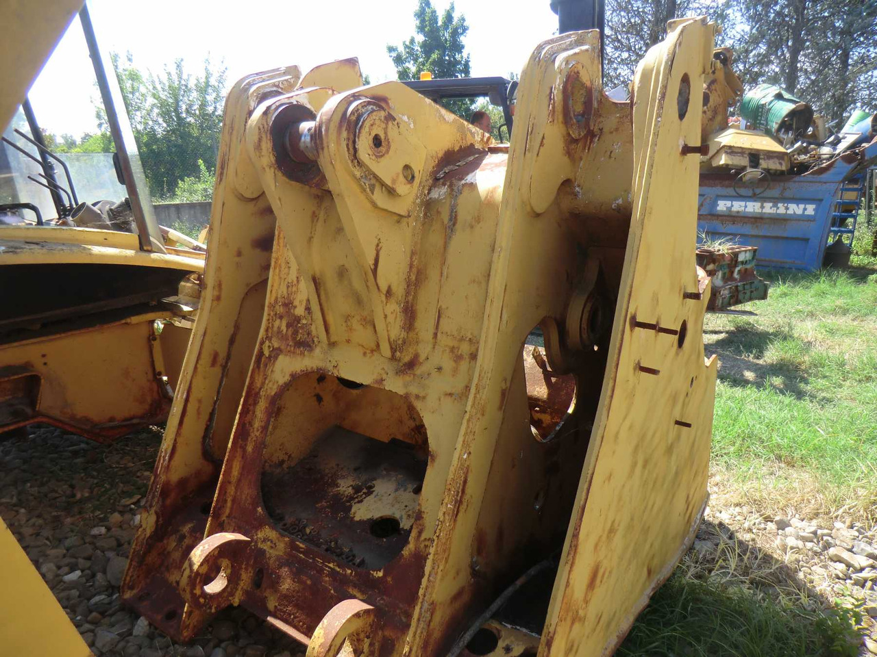 Caterpillar 963D COFANO ANTERIORE - Капо за Строителна техника: снимка 4 Caterpillar 963D COFANO ANTERIORE - Капо за Строителна техника: снимка 4