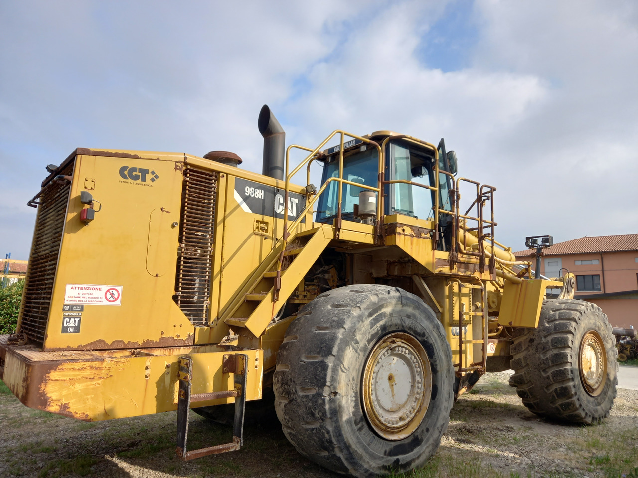 Колесен товарач Caterpillar 988H Pala gommata 988H in buone condizione.: снимка 11 Колесен товарач Caterpillar 988H Pala gommata 988H in buone condizione.: снимка 11