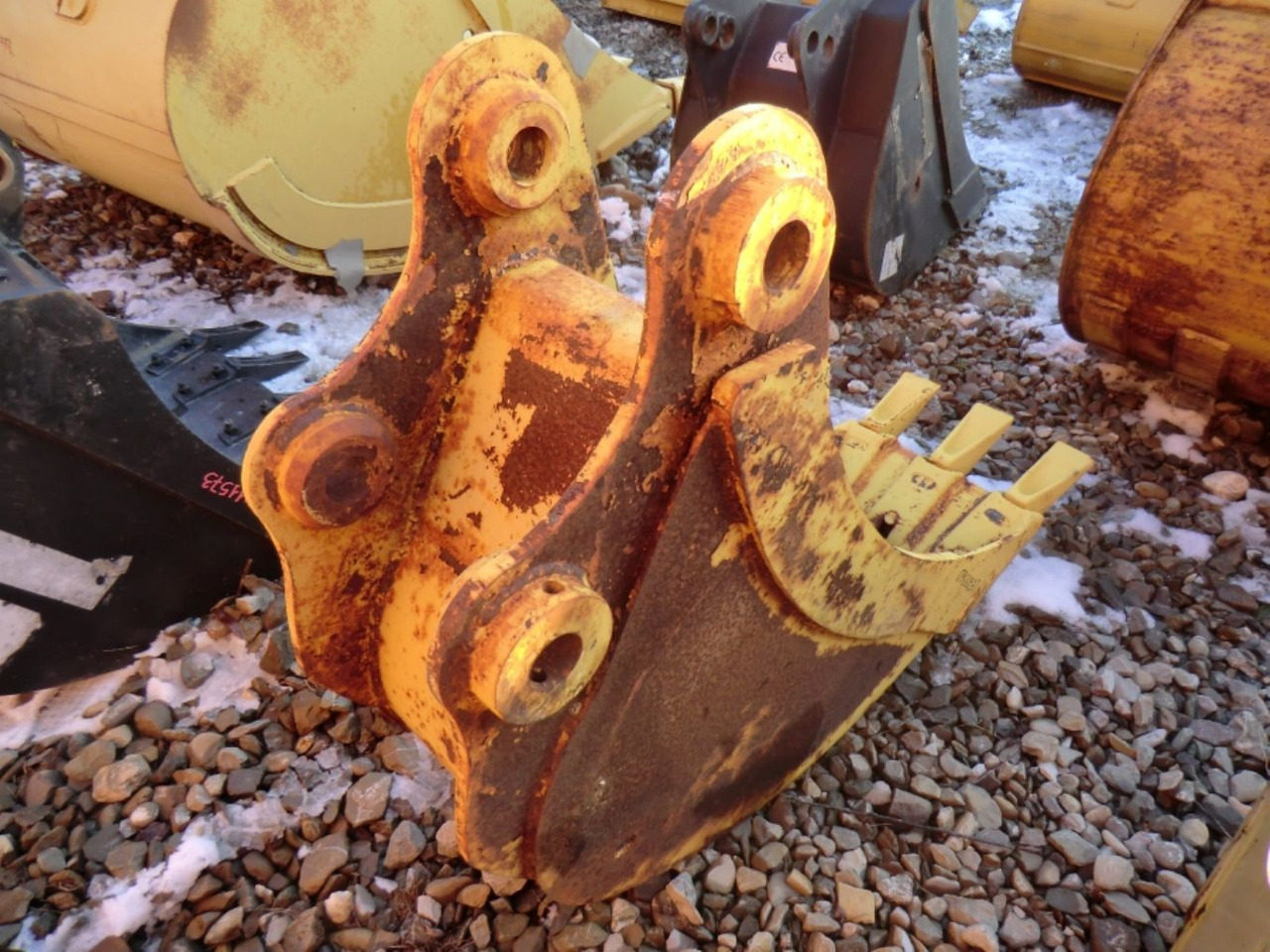 Caterpillar E70 Benna con denti, larghezza mm 350 - Кофа за багер: снимка 4 Caterpillar E70 Benna con denti, larghezza mm 350 - Кофа за багер: снимка 4