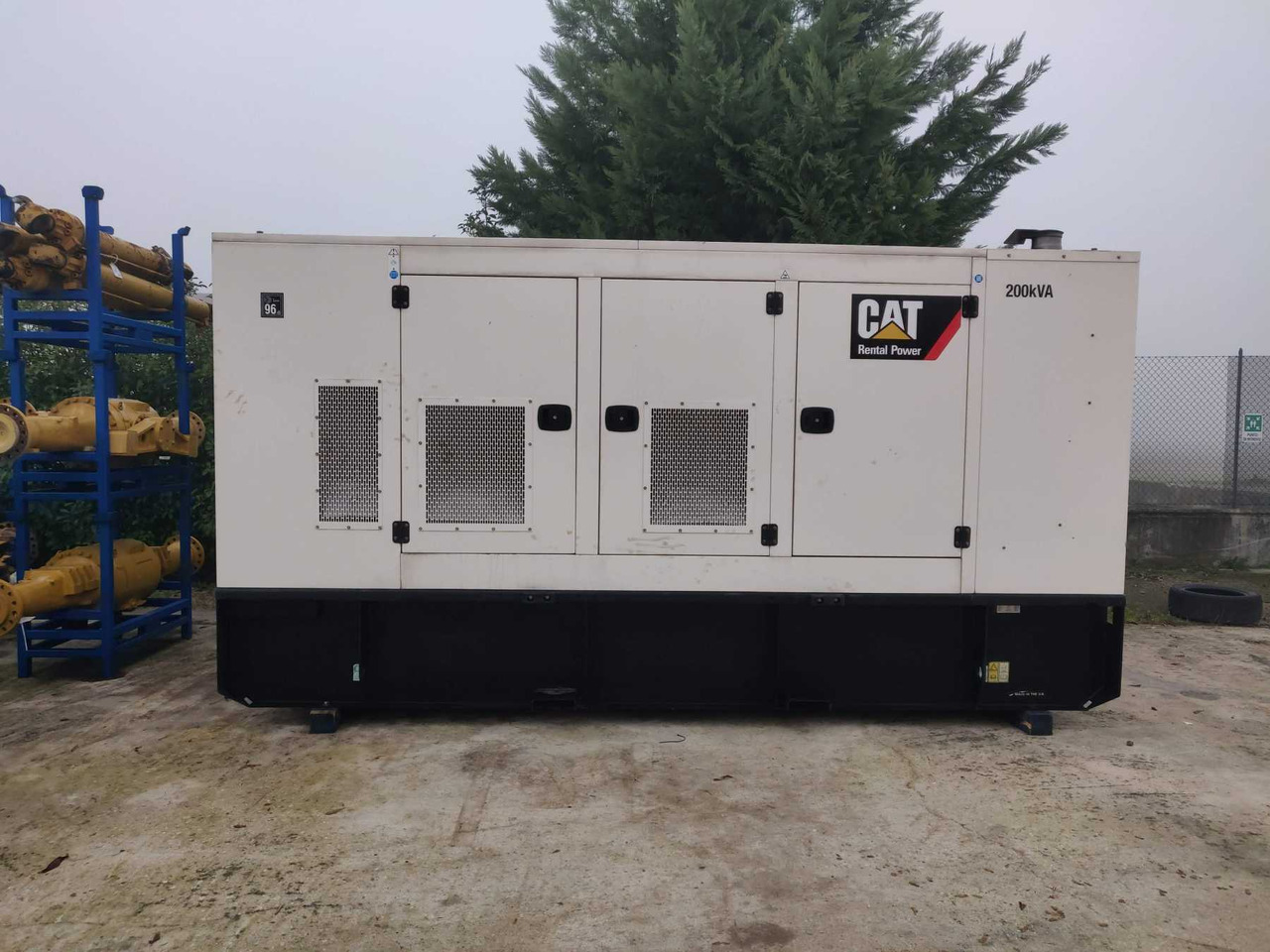 Caterpillar Olympian XQE200 - Електрогенератор: снимка 1 Caterpillar Olympian XQE200 - Електрогенератор: снимка 1