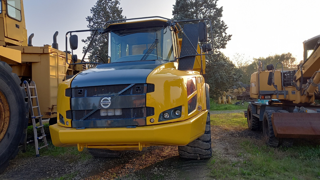 VOLVO A30F - Съчленен самосвал: снимка 2 VOLVO A30F - Съчленен самосвал: снимка 2