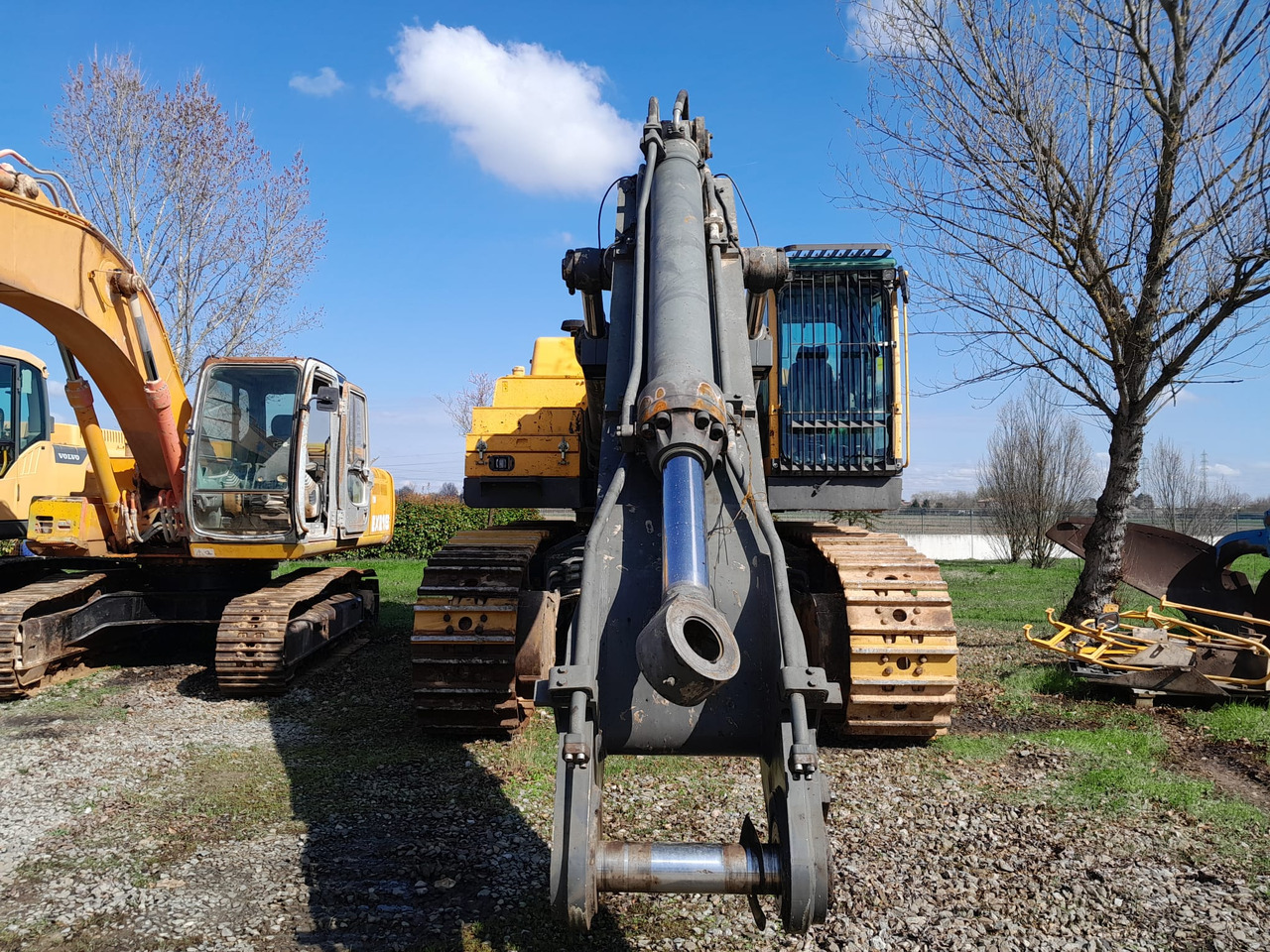 VOLVO EC700B LC - Верижен багер: снимка 3 VOLVO EC700B LC - Верижен багер: снимка 3