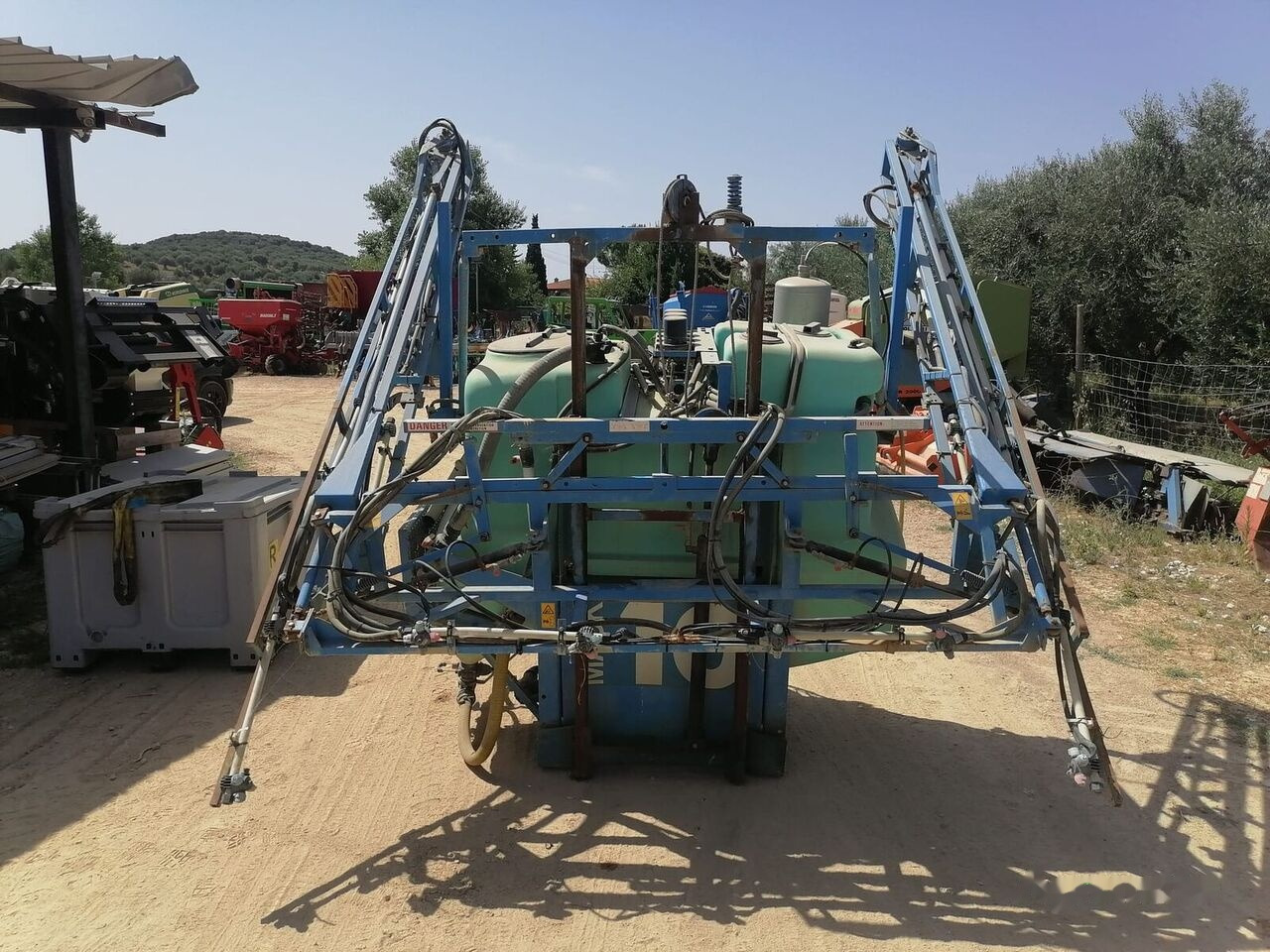 Berthoud MACK10 - Навесна пръскачка: снимка 4 Berthoud MACK10 - Навесна пръскачка: снимка 4