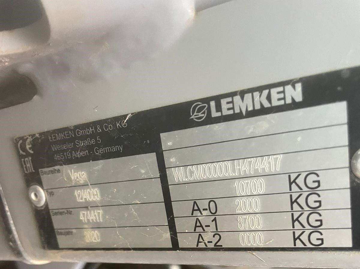 Lemken VEGA 4000 - Прикачна пръскачка: снимка 1 Lemken VEGA 4000 - Прикачна пръскачка: снимка 1