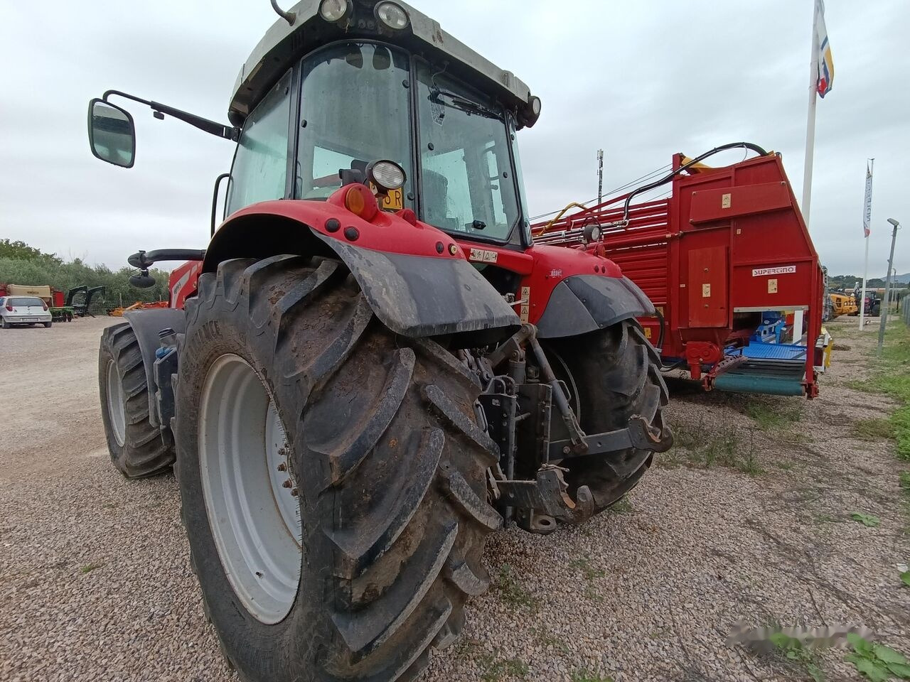 Massey Ferguson 7714 DYNA-4 - Трактор: снимка 5 Massey Ferguson 7714 DYNA-4 - Трактор: снимка 5