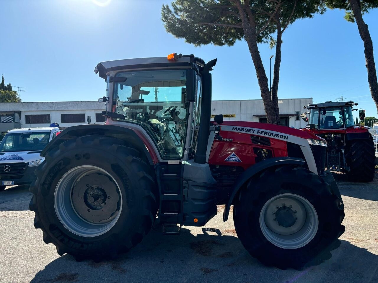 Трактор Massey Ferguson 8S.265 E-POWER: снимка 6