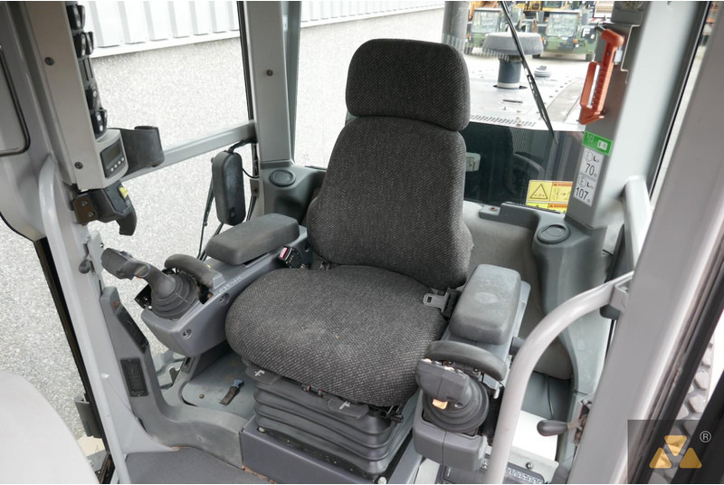 Грейдер Caterpillar 120M: снимка 7