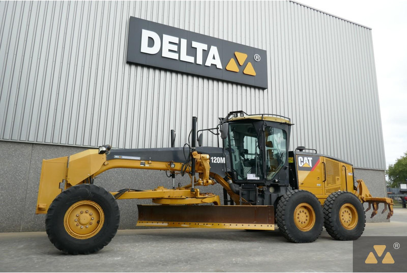 Caterpillar 120M - Грейдер: снимка 4 Caterpillar 120M - Грейдер: снимка 4