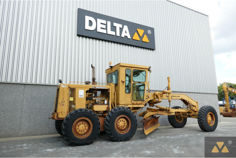 Грейдер Caterpillar 12G: снимка 5