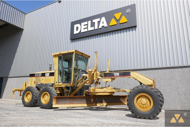 Caterpillar 12H - Грейдер: снимка 3 Caterpillar 12H - Грейдер: снимка 3
