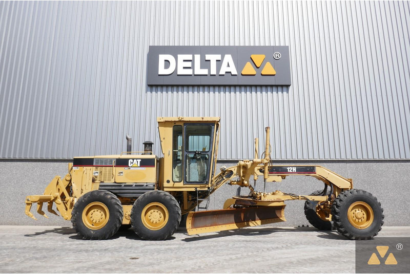 Caterpillar 12H - Грейдер: снимка 2 Caterpillar 12H - Грейдер: снимка 2