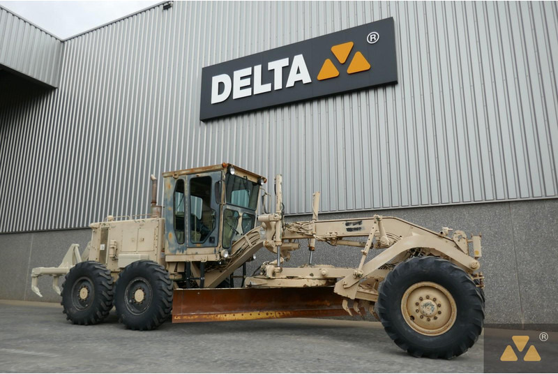 Caterpillar 130G Ex-army - Грейдер: снимка 3 Caterpillar 130G Ex-army - Грейдер: снимка 3