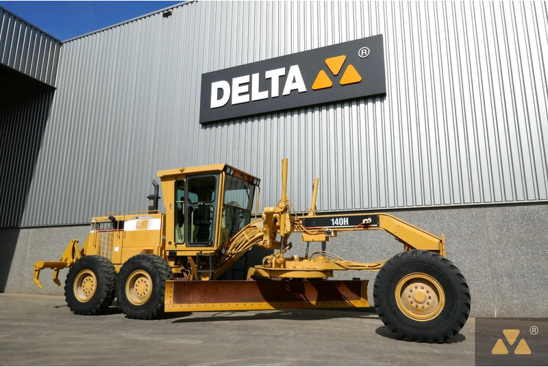 Caterpillar 140H - Грейдер: снимка 3 Caterpillar 140H - Грейдер: снимка 3