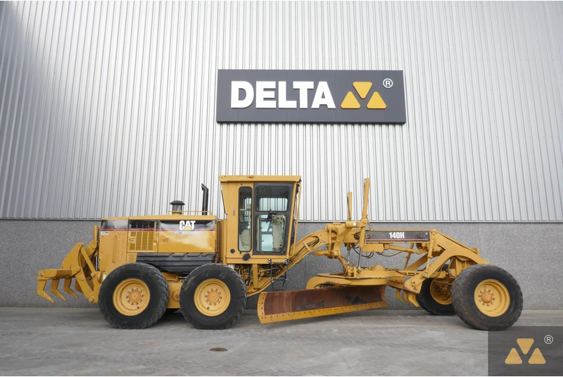Caterpillar 140H - Грейдер: снимка 2 Caterpillar 140H - Грейдер: снимка 2