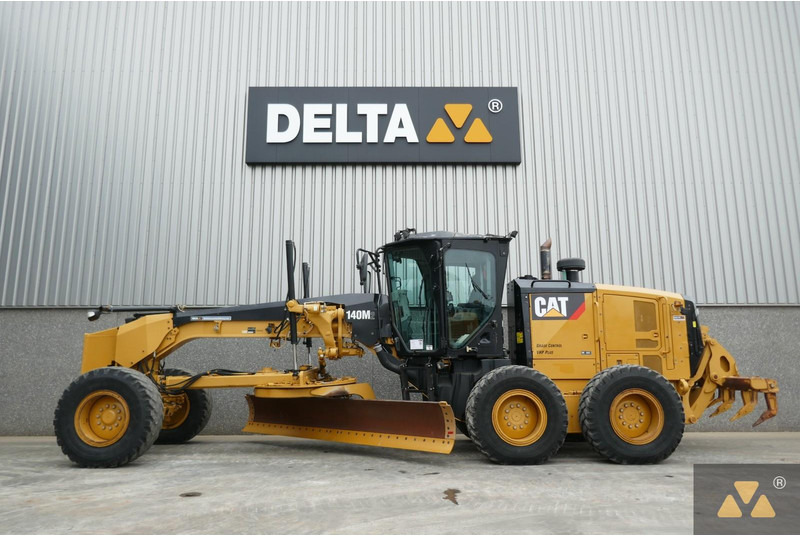 Caterpillar 140M2 - Грейдер: снимка 1 Caterpillar 140M2 - Грейдер: снимка 1