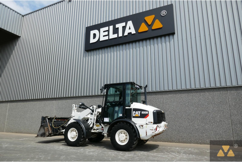 Caterpillar 906M - Колесен товарач: снимка 4 Caterpillar 906M - Колесен товарач: снимка 4