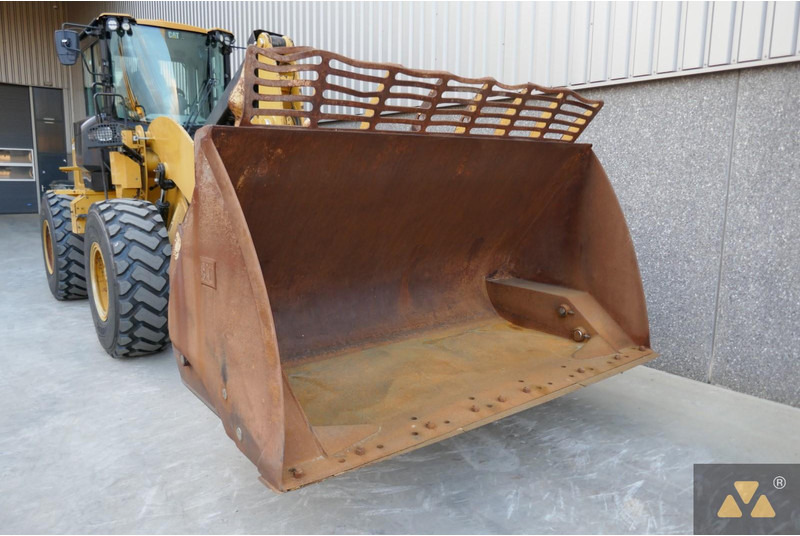 Колесен товарач Caterpillar 930M: снимка 17