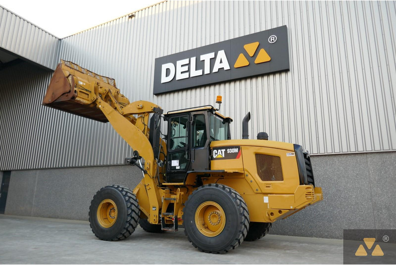 Колесен товарач Caterpillar 930M: снимка 11