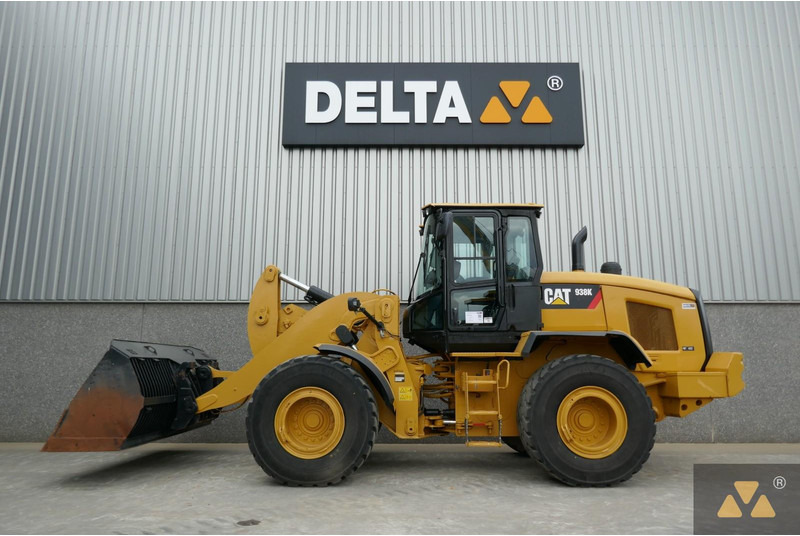 Caterpillar 938K - Колесен товарач: снимка 1 Caterpillar 938K - Колесен товарач: снимка 1