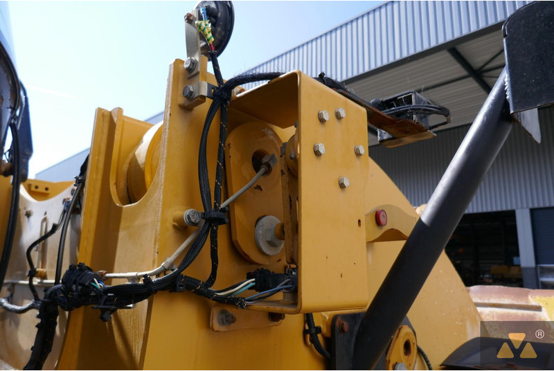 Колесен товарач Caterpillar 962K: снимка 20