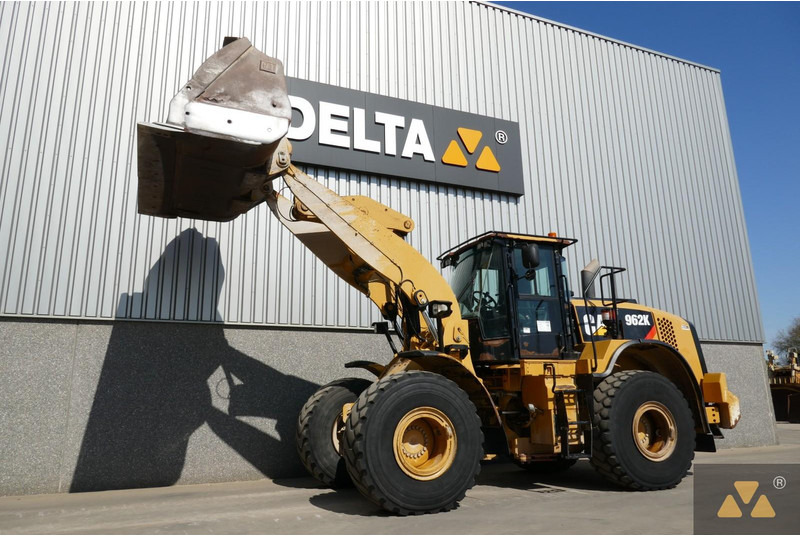 Caterpillar 962K - Колесен товарач: снимка 3 Caterpillar 962K - Колесен товарач: снимка 3