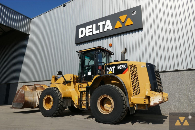 Caterpillar 962K - Колесен товарач: снимка 4 Caterpillar 962K - Колесен товарач: снимка 4