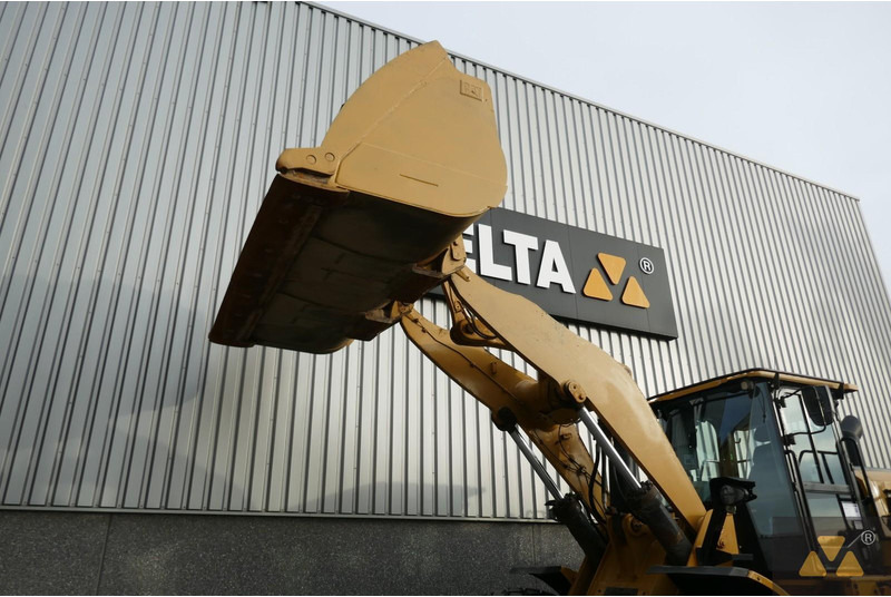 Колесен товарач Caterpillar 972M: снимка 16 Колесен товарач Caterpillar 972M: снимка 16