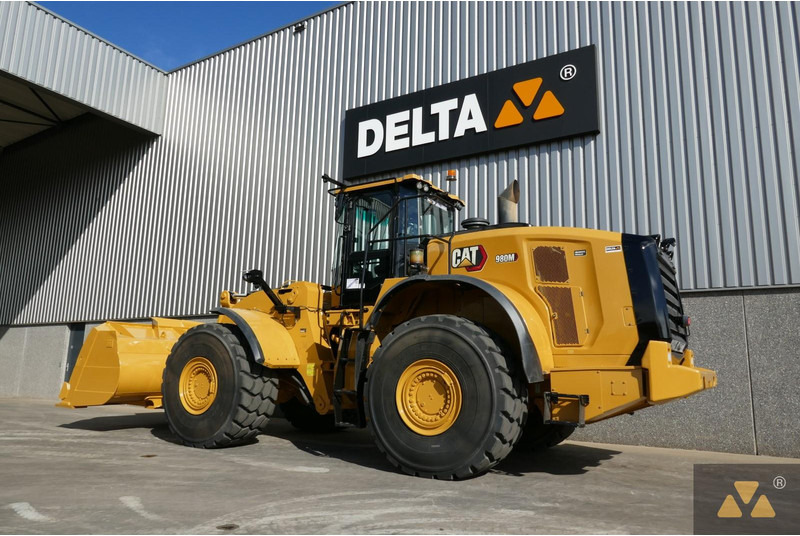 Caterpillar 980M - Колесен товарач: снимка 4 Caterpillar 980M - Колесен товарач: снимка 4