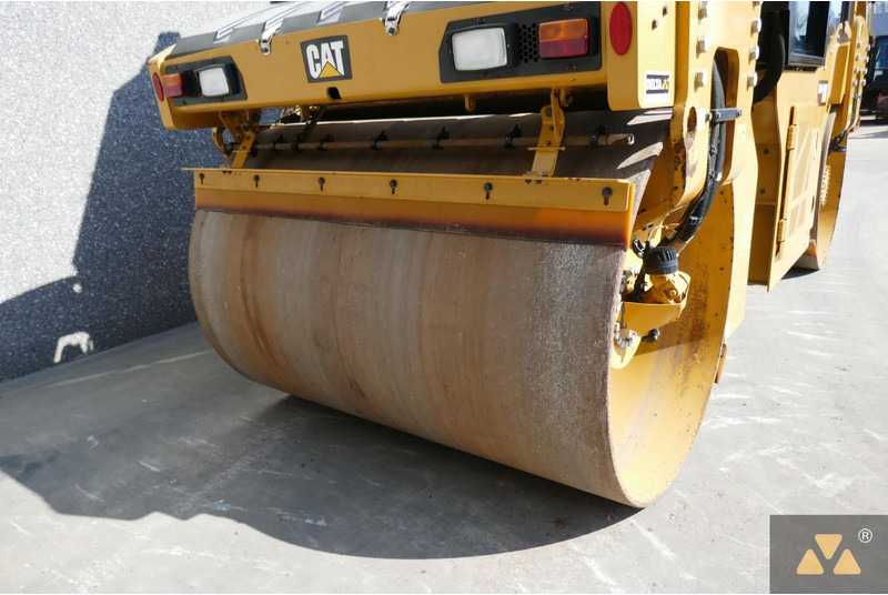 Валяк Caterpillar CB10: снимка 11 Валяк Caterpillar CB10: снимка 11