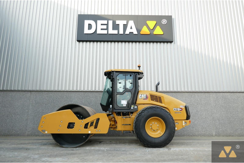 Нови Валяк Caterpillar CS10GC: снимка 1