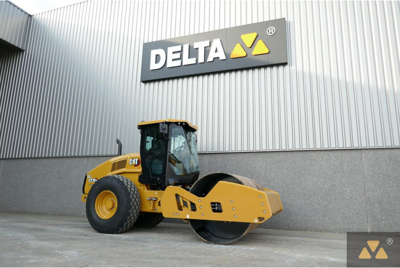 Caterpillar CS10GC - Валяк: снимка 3 Caterpillar CS10GC - Валяк: снимка 3