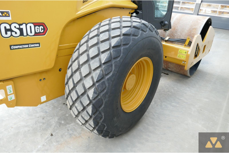 Нови Валяк Caterpillar CS10GC: снимка 17