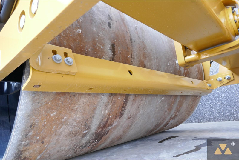 Нови Валяк Caterpillar CS10GC: снимка 12