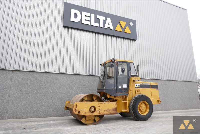Caterpillar CS433C - Валяк: снимка 4 Caterpillar CS433C - Валяк: снимка 4