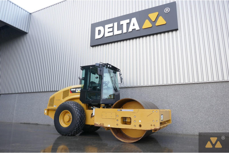 Caterpillar CS64B - Валяк: снимка 3 Caterpillar CS64B - Валяк: снимка 3