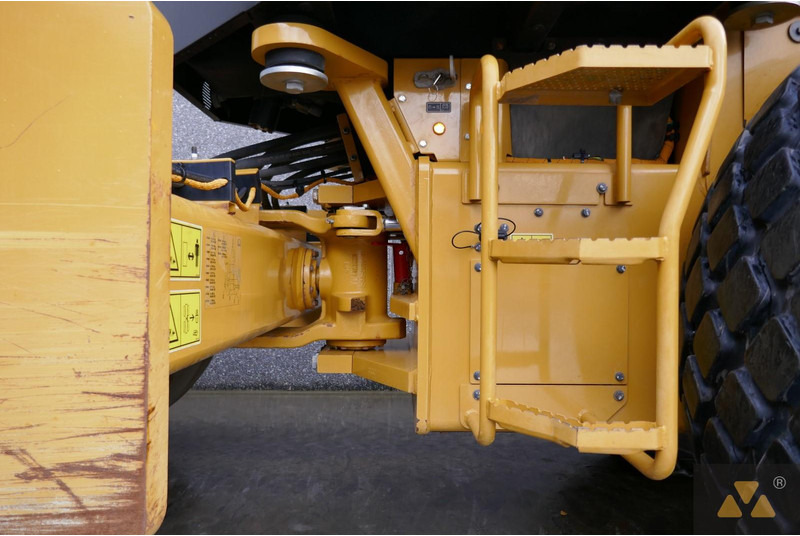 Лизинг на Caterpillar CS66B Caterpillar CS66B: снимка 19