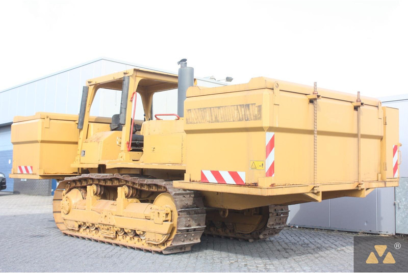 Caterpillar D6E Fuel tanker - Камион цистерна: снимка 3 Caterpillar D6E Fuel tanker - Камион цистерна: снимка 3