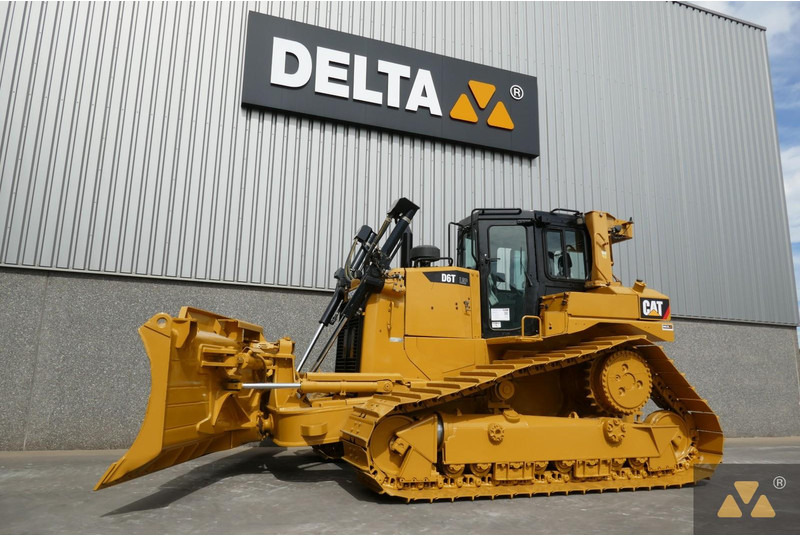 Булдозер Caterpillar D6T LGP: снимка 10 Булдозер Caterpillar D6T LGP: снимка 10