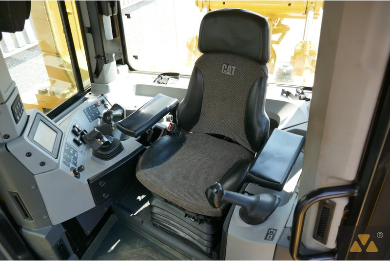 Булдозер Caterpillar D9T: снимка 7 Булдозер Caterpillar D9T: снимка 7