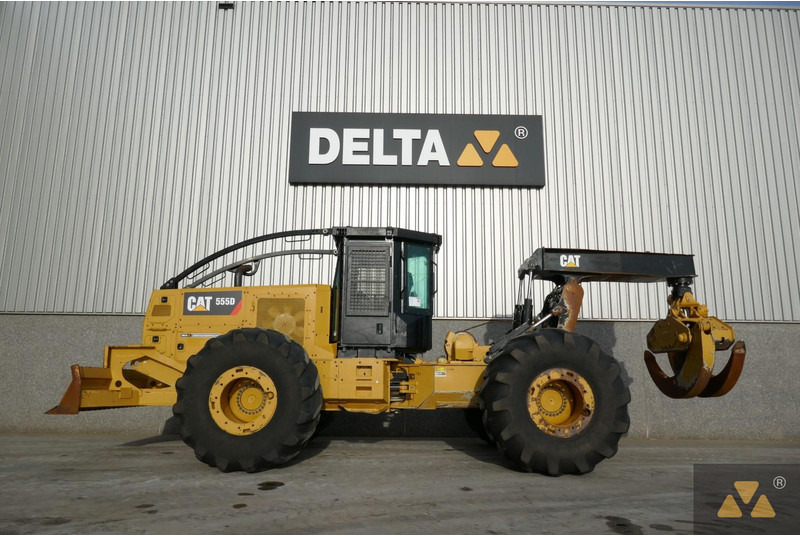 Caterpillar 555D - Горска техника: снимка 1 Caterpillar 555D - Горска техника: снимка 1