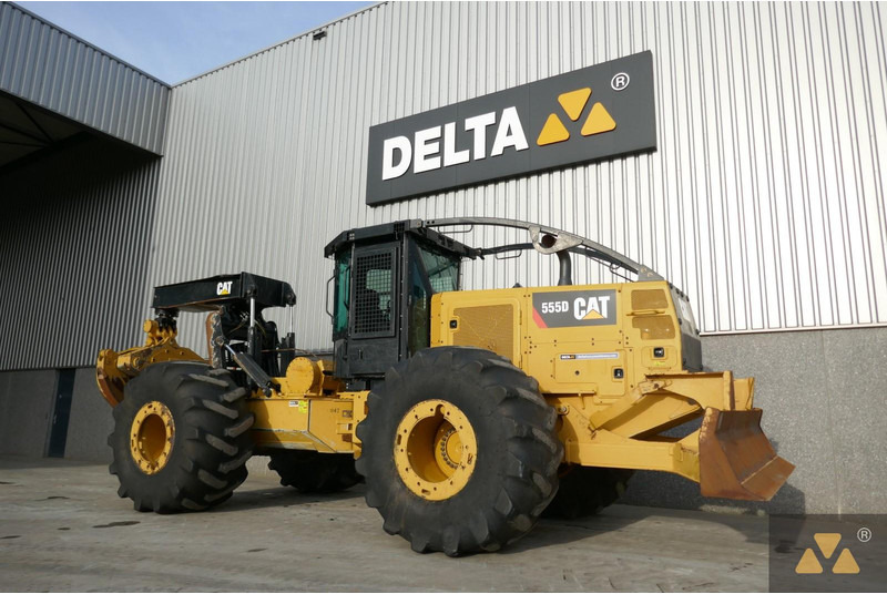 Caterpillar 555D - Горска техника: снимка 3 Caterpillar 555D - Горска техника: снимка 3