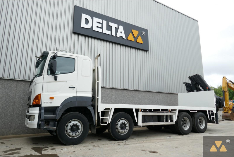 Hino 700FY crane - Камион с кран: снимка 4 Hino 700FY crane - Камион с кран: снимка 4