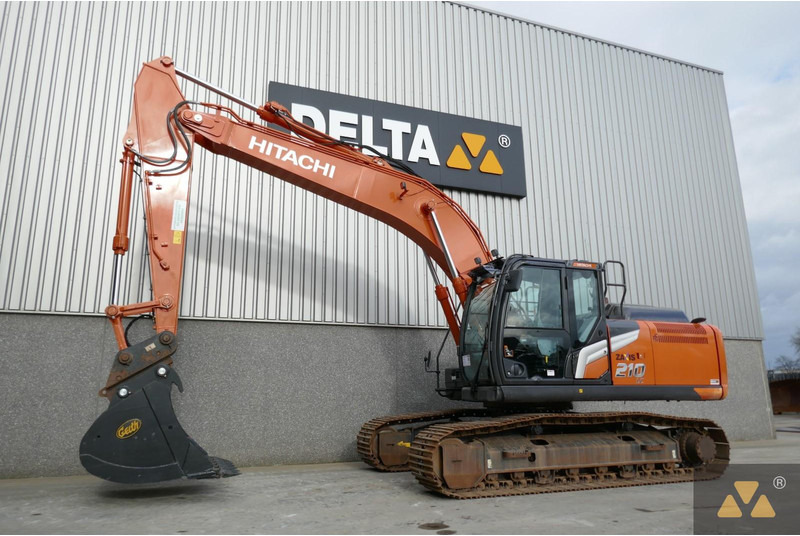 Hitachi ZX210LC-7 - Верижен багер: снимка 3 Hitachi ZX210LC-7 - Верижен багер: снимка 3