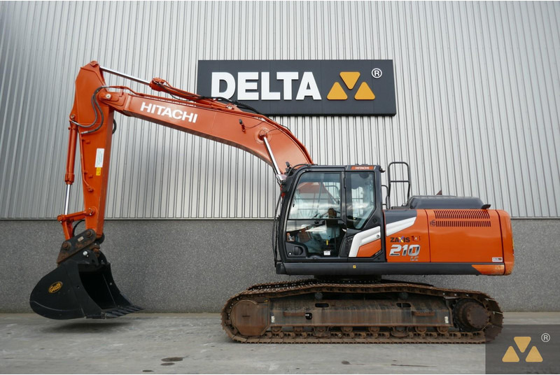 Hitachi ZX210LC-7 - Верижен багер: снимка 1 Hitachi ZX210LC-7 - Верижен багер: снимка 1