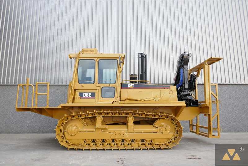 Caterpillar D6E Welding Tractor - Строителна техника: снимка 2 Caterpillar D6E Welding Tractor - Строителна техника: снимка 2